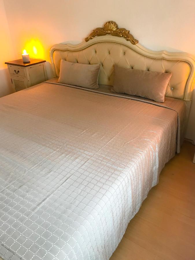 "Casa20200" 2 X Apartments Je 150Qm Fuer Business, Familien, Gruppen, Handwerker 15Min Von Berlin, Erdbeerhof, Outlet B5, 5Min Vom See Falkensee !! 2 Apartment Each 150Qm For Business , Families 15Min From Berlin!! Ngoại thất bức ảnh