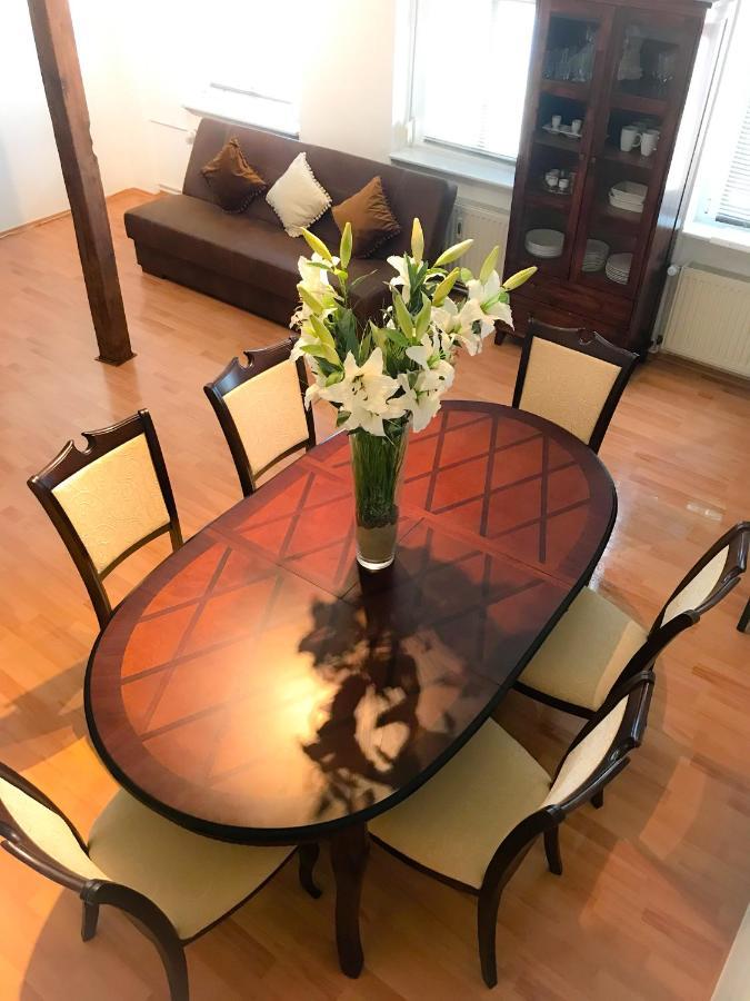 "Casa20200" 2 X Apartments Je 150Qm Fuer Business, Familien, Gruppen, Handwerker 15Min Von Berlin, Erdbeerhof, Outlet B5, 5Min Vom See Falkensee !! 2 Apartment Each 150Qm For Business , Families 15Min From Berlin!! Ngoại thất bức ảnh
