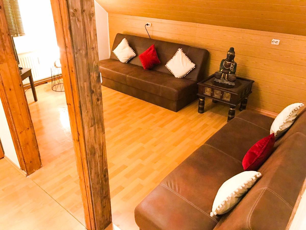 "Casa20200" 2 X Apartments Je 150Qm Fuer Business, Familien, Gruppen, Handwerker 15Min Von Berlin, Erdbeerhof, Outlet B5, 5Min Vom See Falkensee !! 2 Apartment Each 150Qm For Business , Families 15Min From Berlin!! Ngoại thất bức ảnh