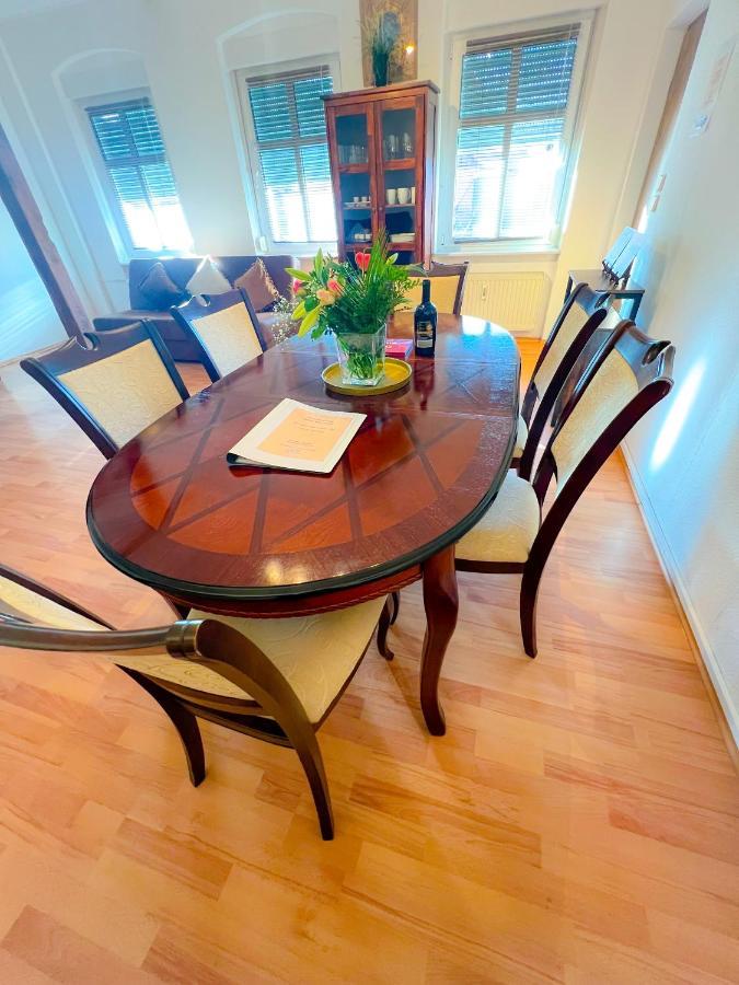 "Casa20200" 2 X Apartments Je 150Qm Fuer Business, Familien, Gruppen, Handwerker 15Min Von Berlin, Erdbeerhof, Outlet B5, 5Min Vom See Falkensee !! 2 Apartment Each 150Qm For Business , Families 15Min From Berlin!! Ngoại thất bức ảnh